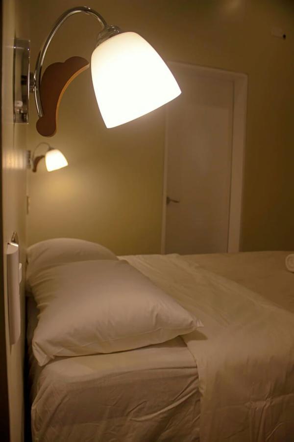 Hostel Willys House ปารากัส ภายนอก รูปภาพ